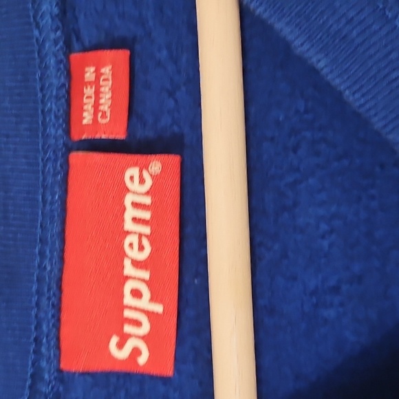 Supreme Blue Men's Sweatershirt - Picture 2 of 4